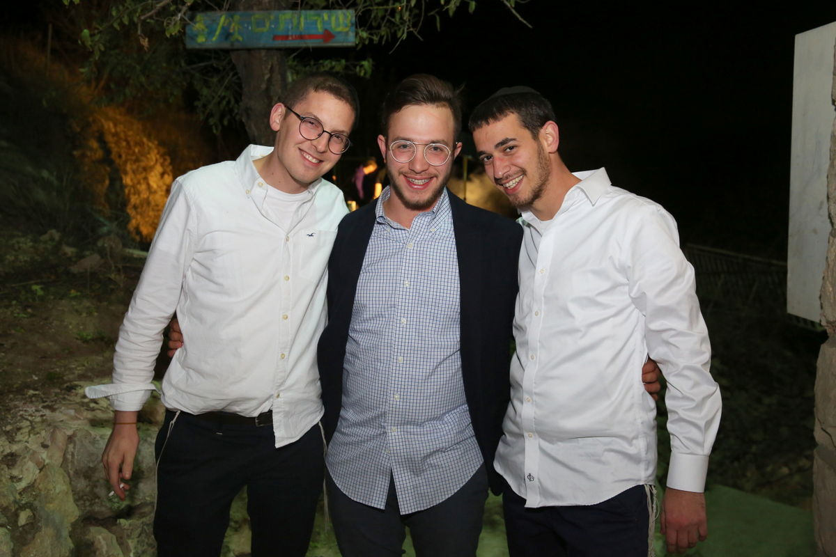 הברנז'ה חגגה יום הולדת לצלם שלומי כהן • צפו