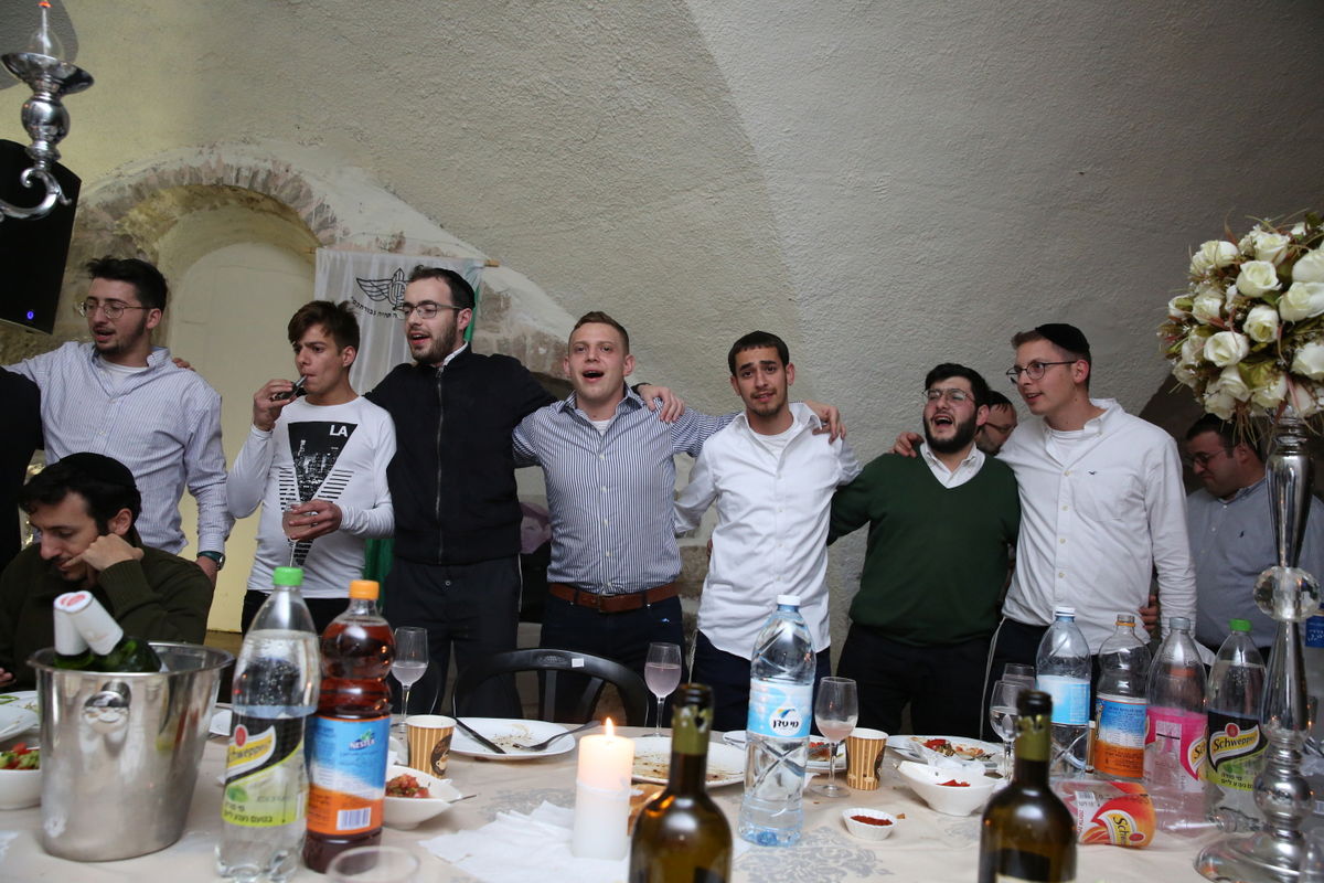 הברנז'ה חגגה יום הולדת לצלם שלומי כהן • צפו