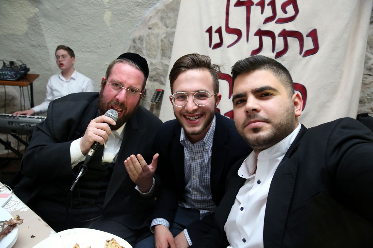 הברנז'ה חגגה יום הולדת לצלם שלומי כהן • צפו