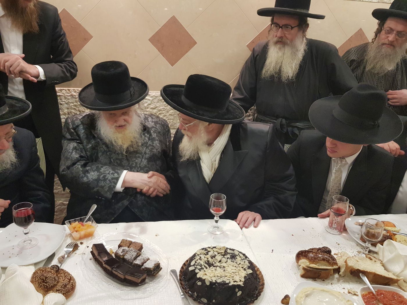 הגר"מ שטרנבוך נועד עם גיסו הגרמ"ד סולובייצ'יק