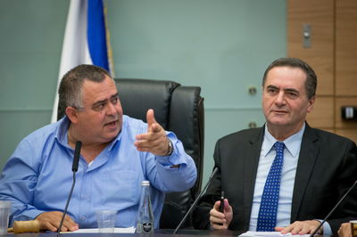 כץ וביטן. ארכיון