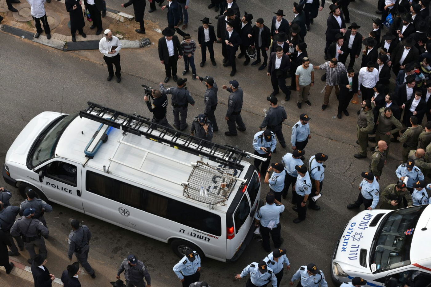 המשטרה מציגה: כך אובטחה הלווית הענק של מרן הרב שטיינמן זצ"ל