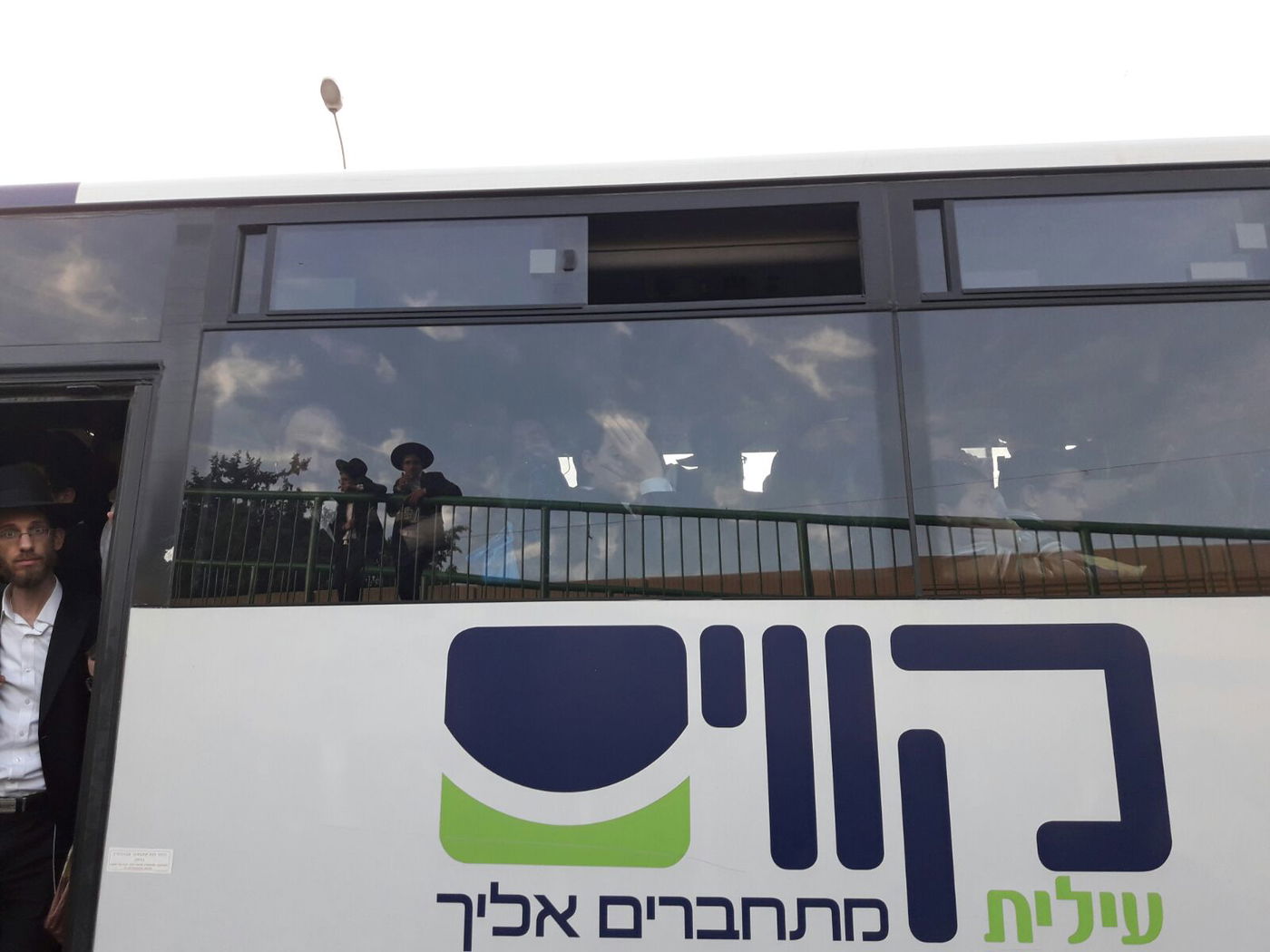 אלפים תקועים ביציאה מבני ברק; 'גשר רמת אלחנן' נסגר • תיעוד
