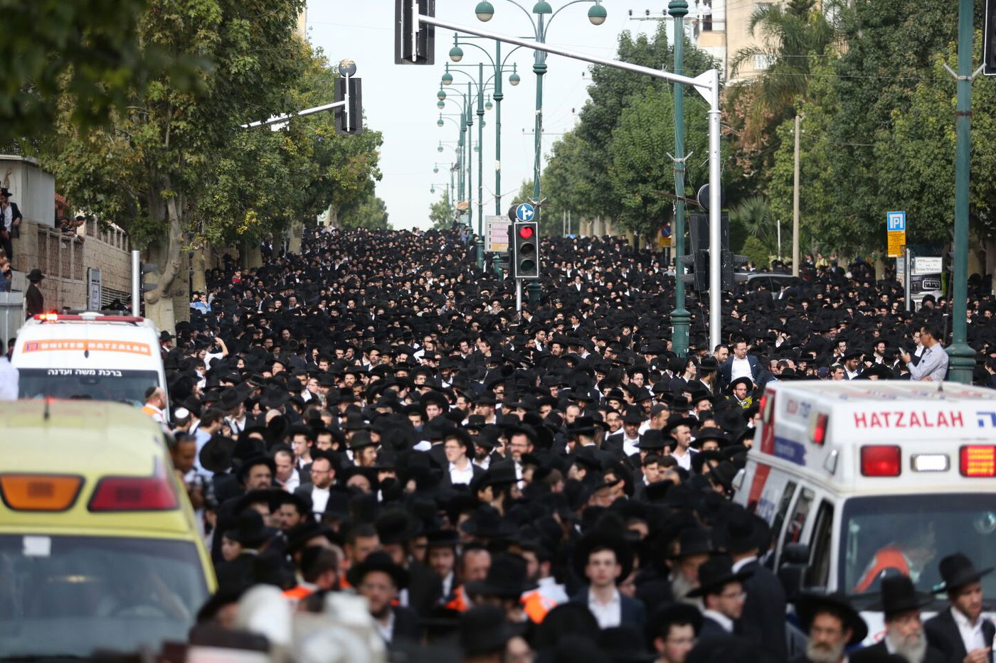 צפו בגלריה: הלווית הענק של מרן הרב שטיינמן מזווית נוספת