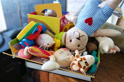 12 טריקים קטנים לגרום לילדים לאהוב לנקות