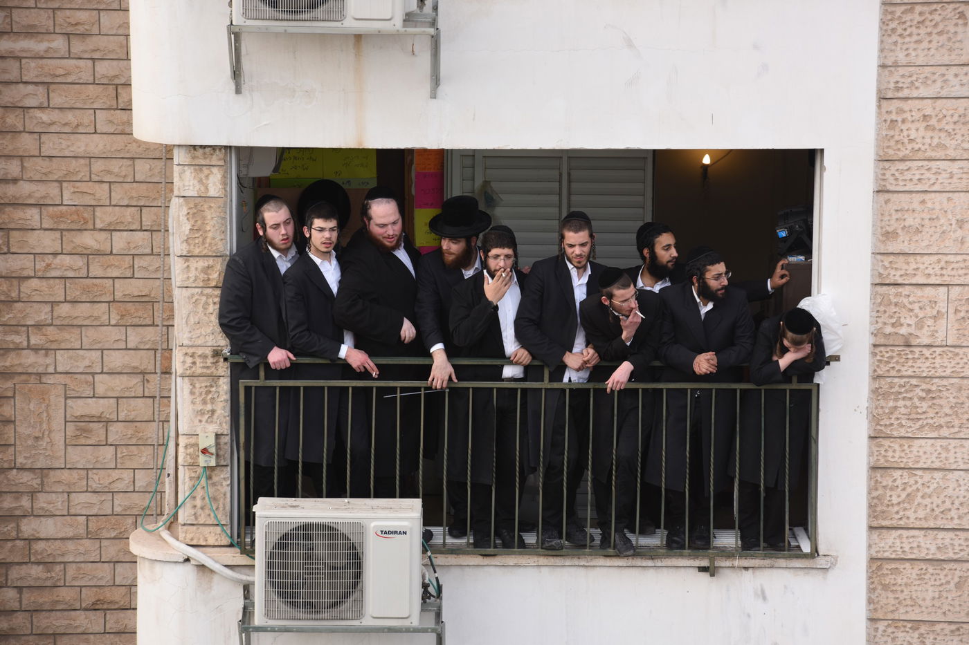 מבט נוסף: הקהל הרב בהלווית מרן הרב שטיינמן