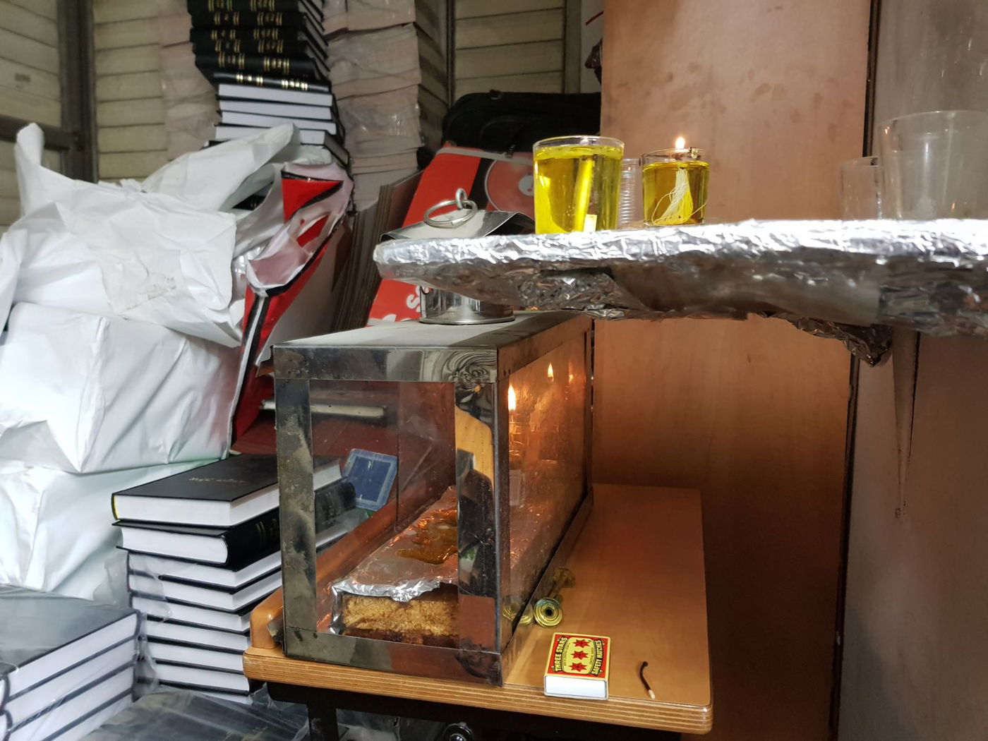 כבה הנר המערבי: החנוכיה המיותמת בחזון איש 5