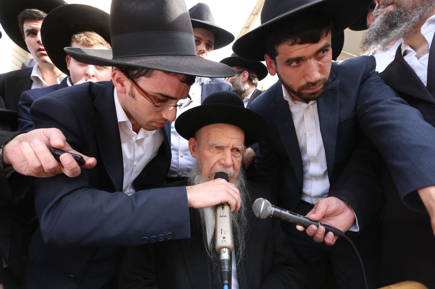 שש שעות, שישים תמונות: נפרדים ממרן הגראי"ל שטיינמן