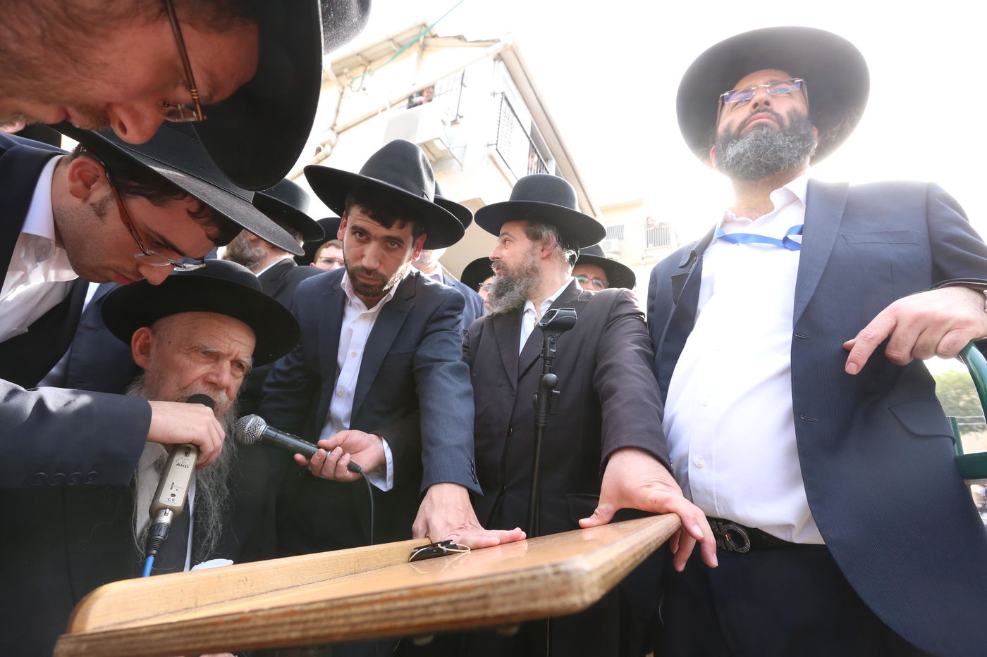 שש שעות, שישים תמונות: נפרדים ממרן הגראי"ל שטיינמן