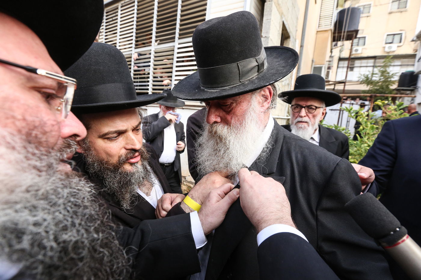 שש שעות, שישים תמונות: נפרדים ממרן הגראי"ל שטיינמן