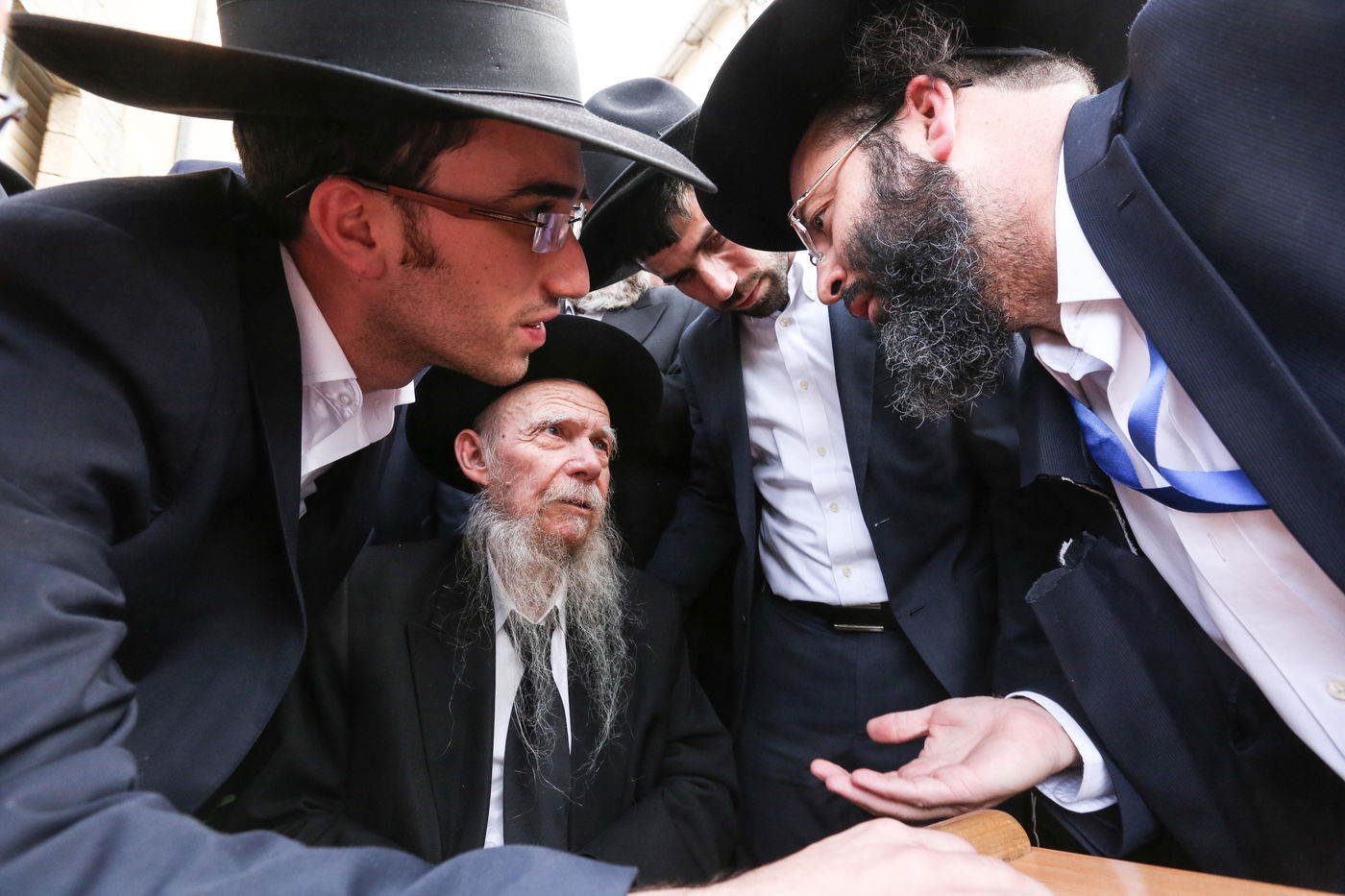 שש שעות, שישים תמונות: נפרדים ממרן הגראי"ל שטיינמן