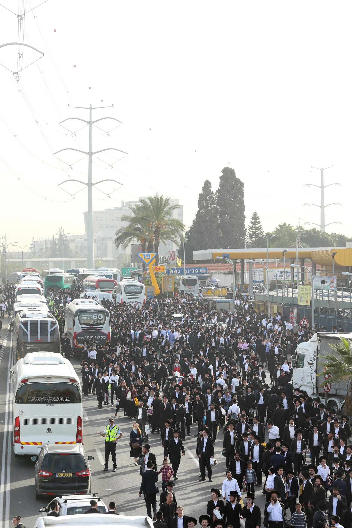 שש שעות, שישים תמונות: נפרדים ממרן הגראי"ל שטיינמן