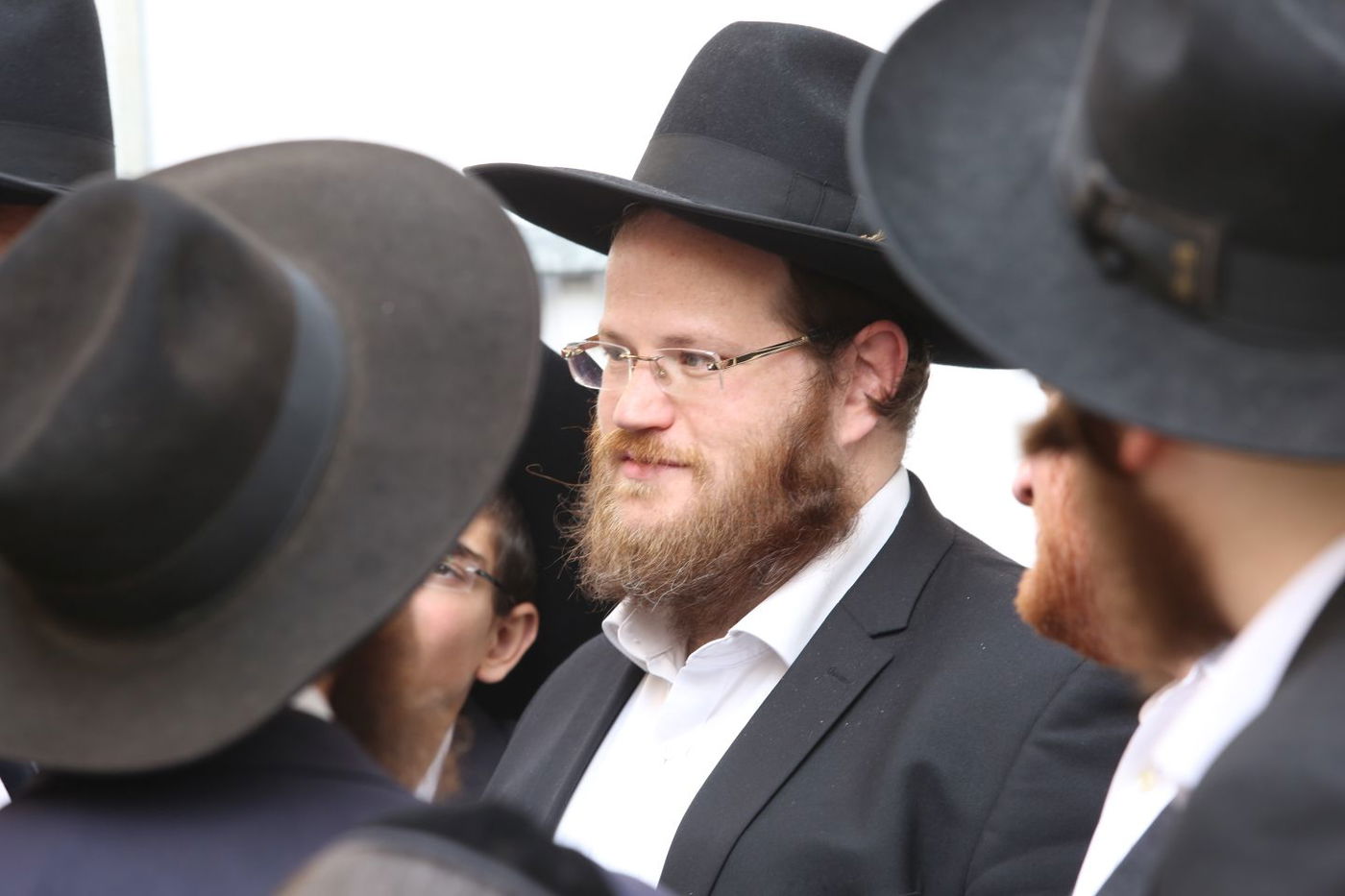 הבית המיותם ב'חזון איש 5' במהלך ההלוויה • תיעוד