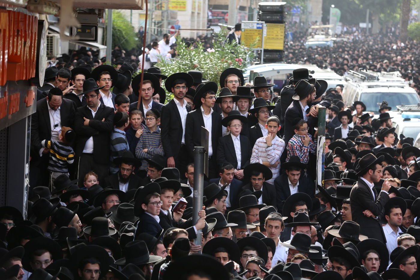 מאות אלפים במסע הלווית מרן הגראי"ל שטיינמן זצוק"ל