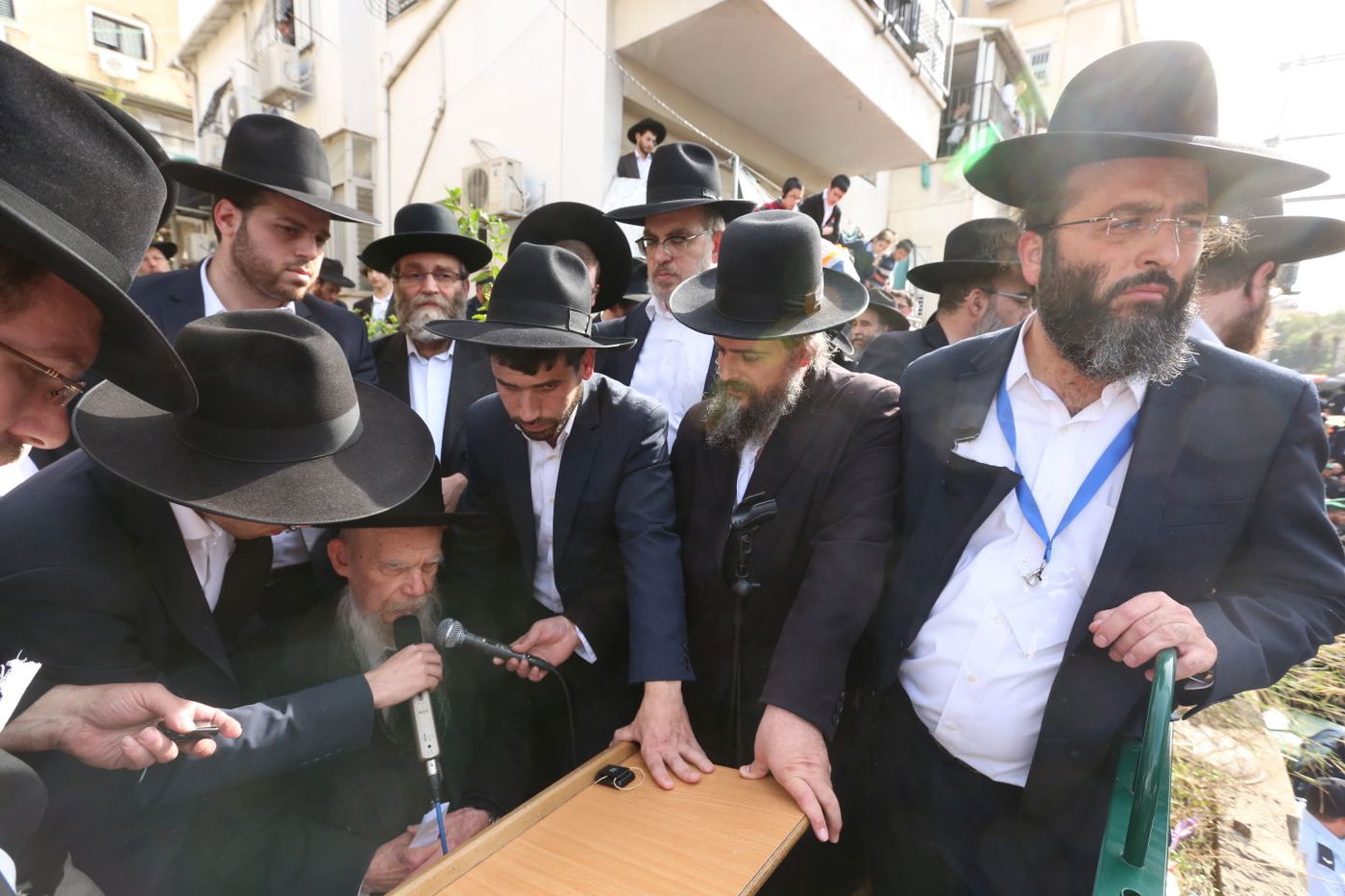 מאות אלפים במסע הלווית מרן הגראי"ל שטיינמן זצוק"ל