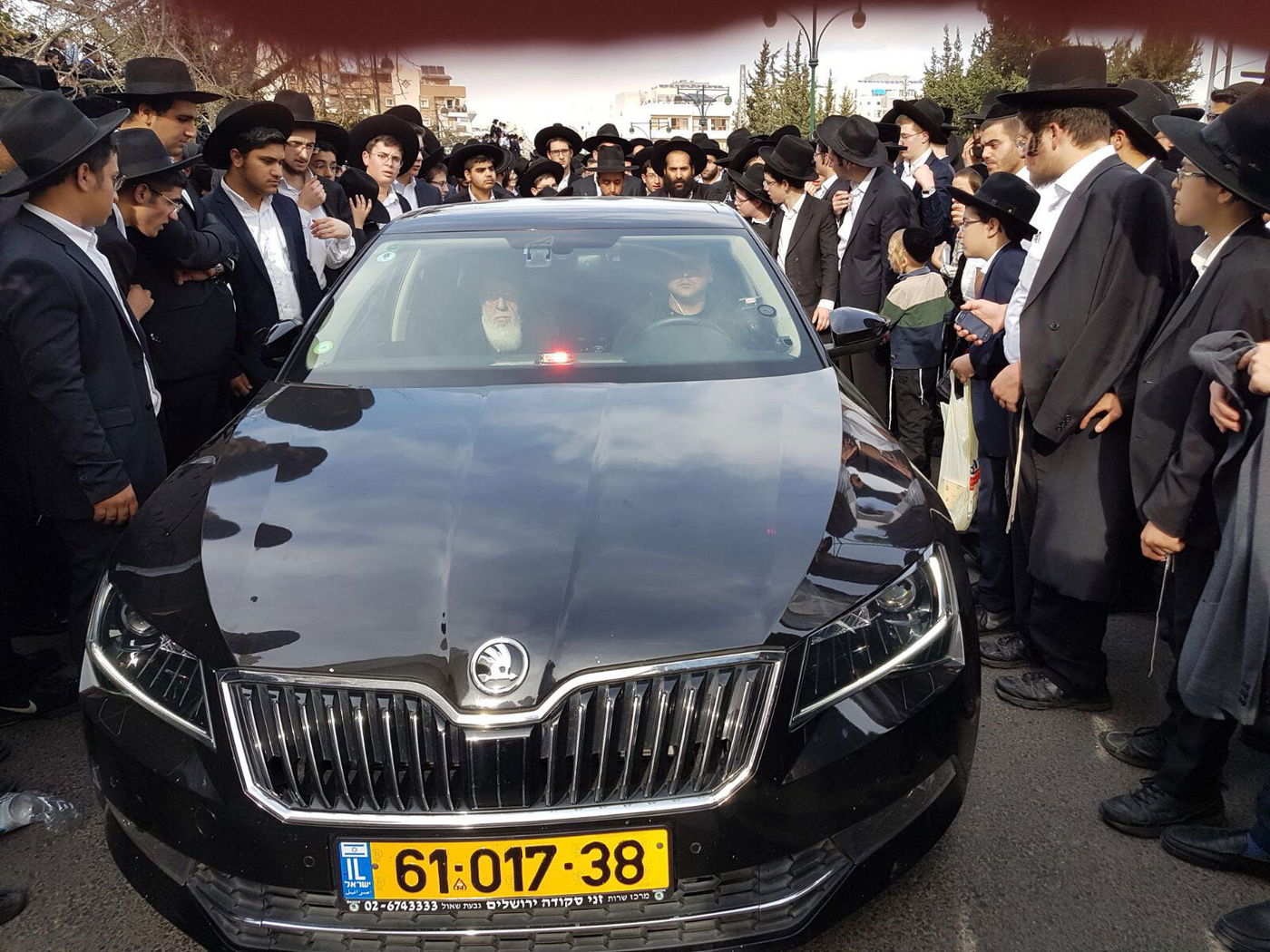 מאות אלפים במסע הלווית מרן הגראי"ל שטיינמן זצוק"ל