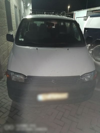 יהודי נכנס לעשות קניות בחיזמה ורכבו נשדד