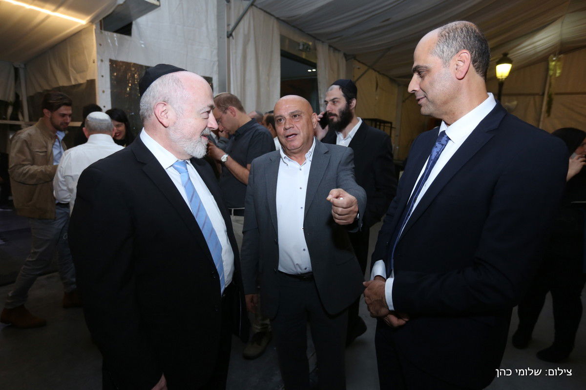 רבנים ואישי ציבור בחתונת בת היועץ למינוי דיינים