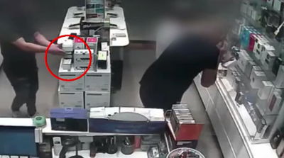 תיעוד מצולם: כך פעלה חוליית גנבי הסחורה