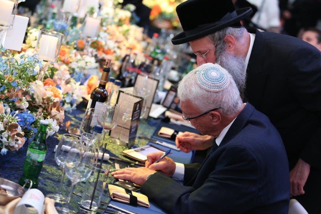 צאנז השיגה 60 דירות למחוסרי דיור • צפו