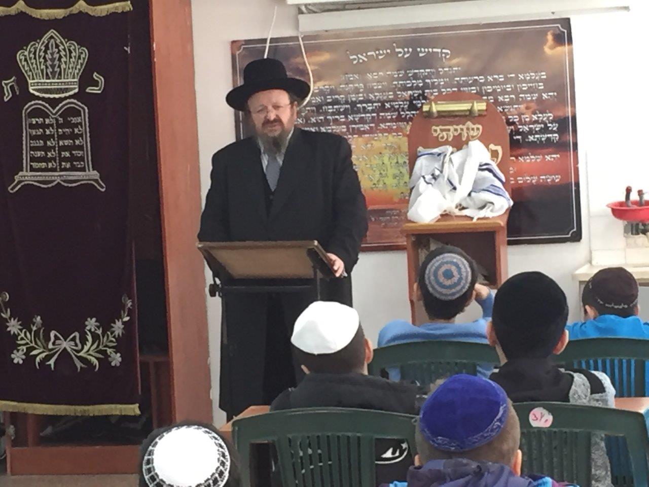 מסירותו של הגראי"ל שטיינמן זצוק"ל לתלמידים