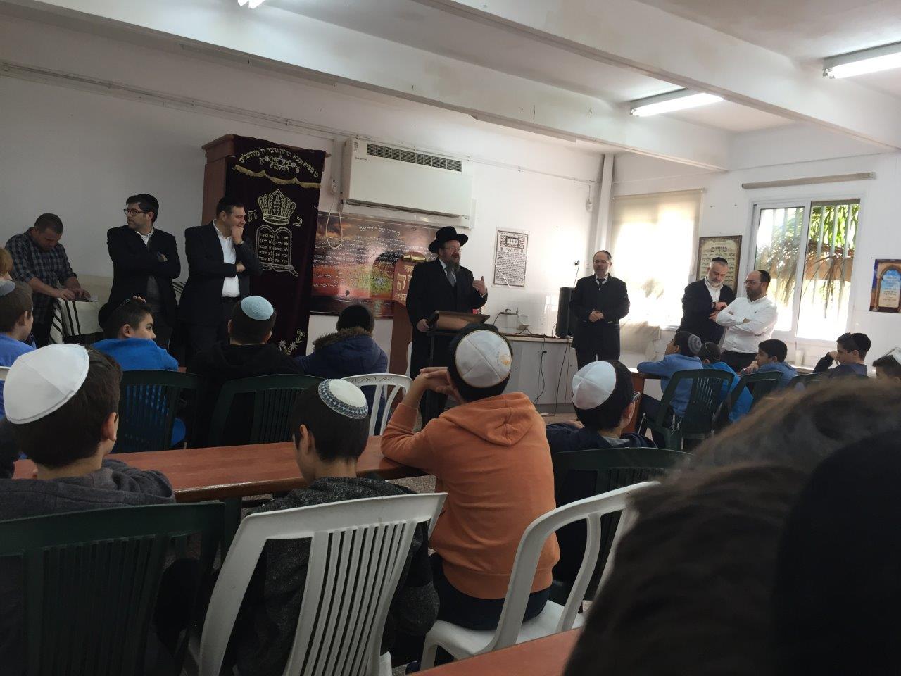 מסירותו של הגראי"ל שטיינמן זצוק"ל לתלמידים