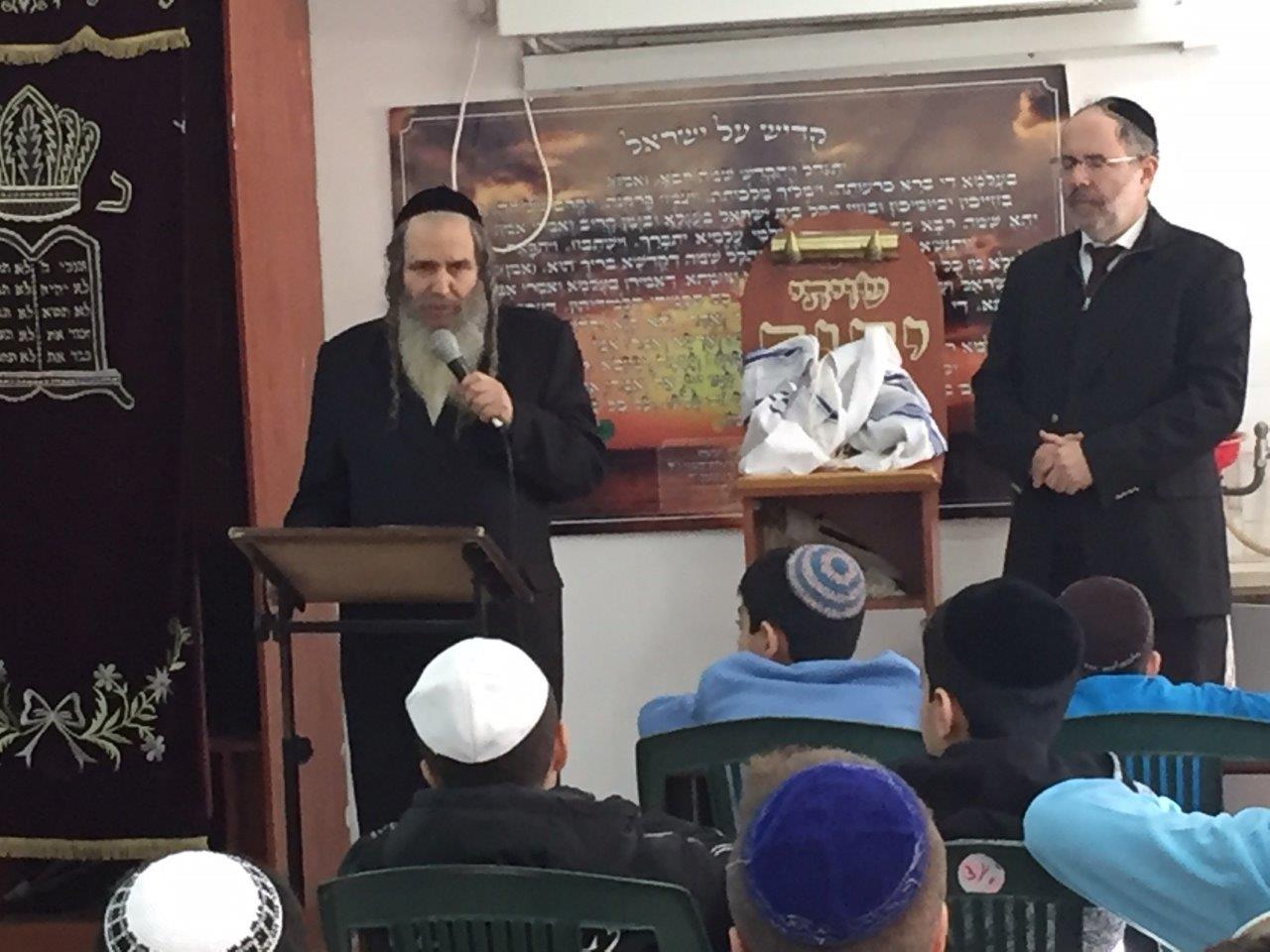 מסירותו של הגראי"ל שטיינמן זצוק"ל לתלמידים