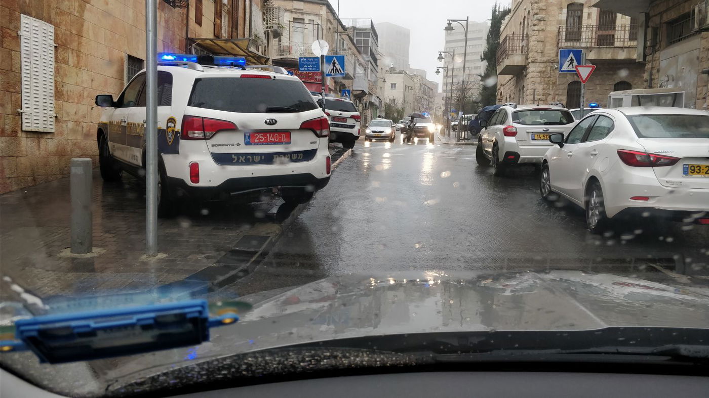 צעיר לא קם משנתו; הפגנה נגד נתיחת גופתו • צפו