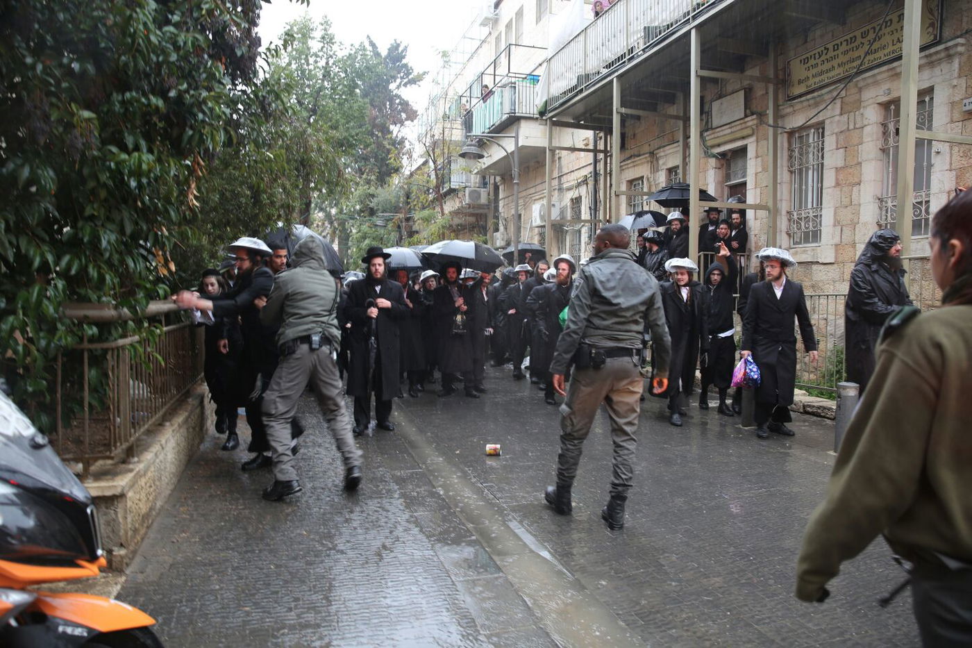 שוב אלימות משטרתית בירושלים • תיעוד