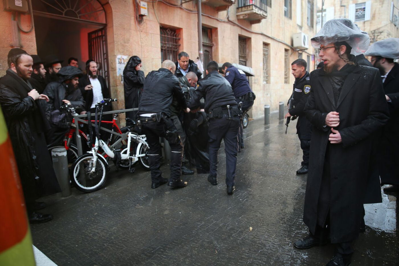 שוב אלימות משטרתית בירושלים • תיעוד