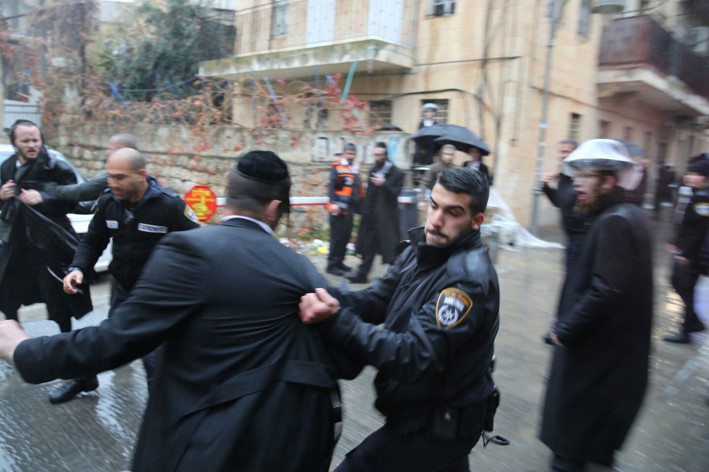 שוב אלימות משטרתית בירושלים • תיעוד
