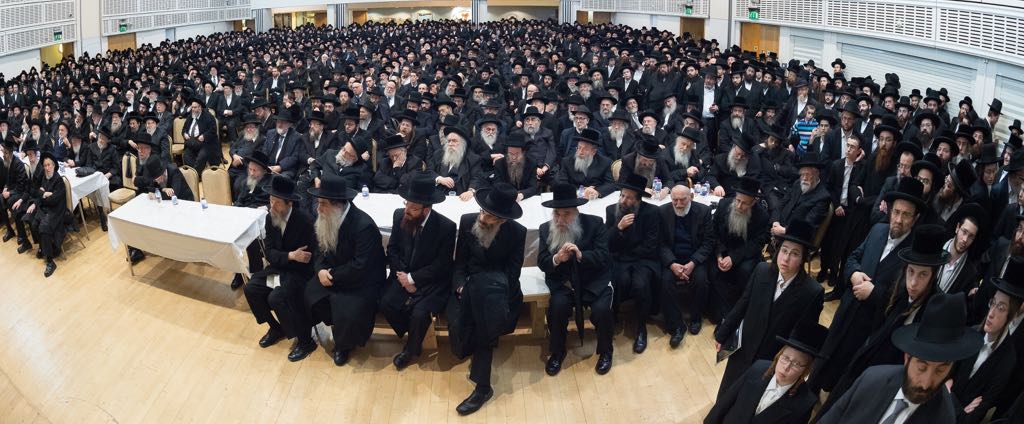לונדון: אלפים בעצרת מספד למרן הרב שטיינמן זצ"ל