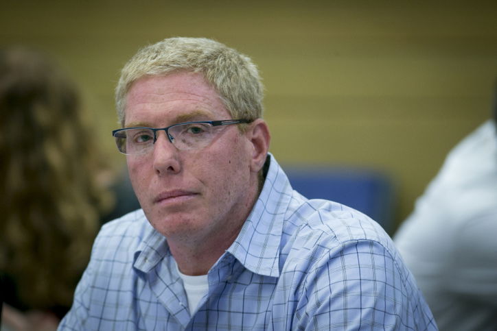 מנכ"ל דניה סיבוב, רונן גינזבורג אתמול בבית המשפט