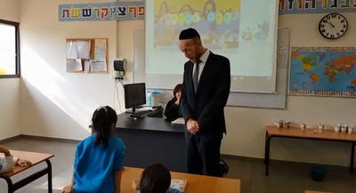 הילדה ביקשה מח"כ מקלב: רובוט שיסדר את המיטה