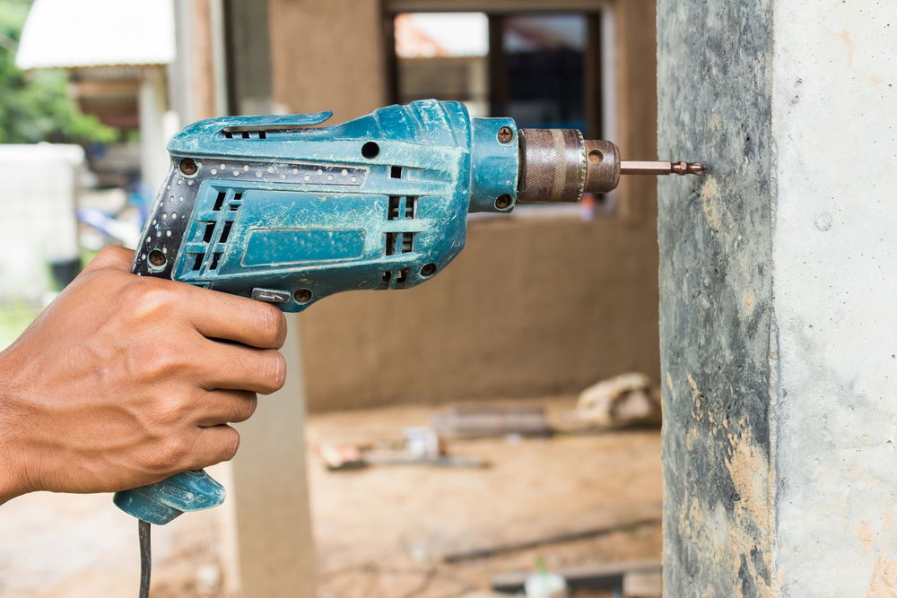 מותר לבצע עבודות שיפוץ ובניה מרעישות?