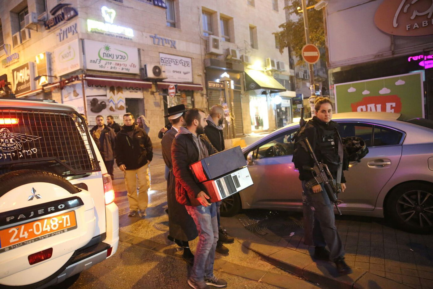 הלילה במאה שערים בירושלים: גל מעצרים של המשטרה