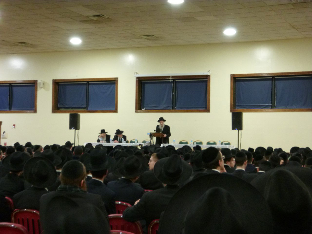 עצרת הספד על מרן הרב שטיינמן זצ"ל במונסי • צפו