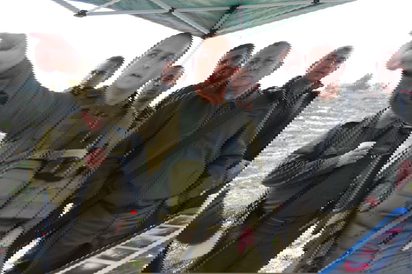 פעילי ימין לרמטכ"ל בזירת פיגוע הירי: "למה זה מגיע לנו?"