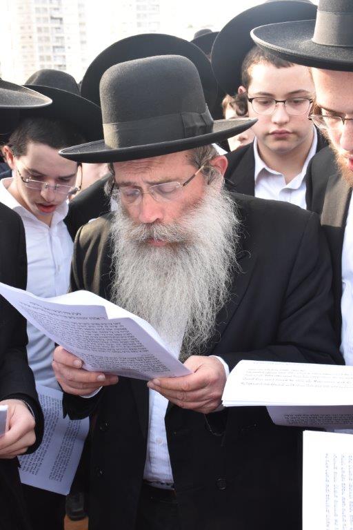 העלייה לציון מרן הרב שטיינמן זצ"ל • גלריה