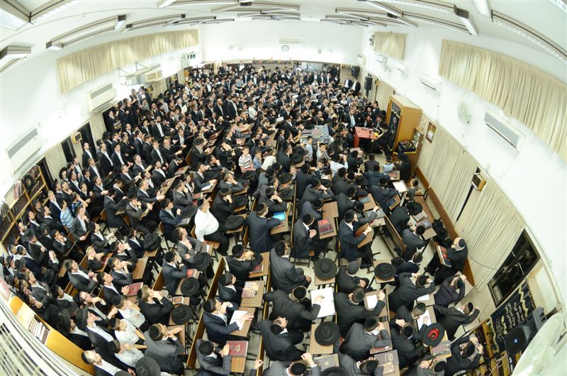 היכל ישיבת 'נחלת הלווים'