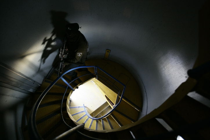 חדר מדרגות. אילוסטרציה