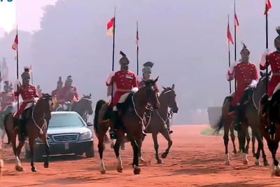 כך התקבל נתניהו בארמון הנשיאות בהודו