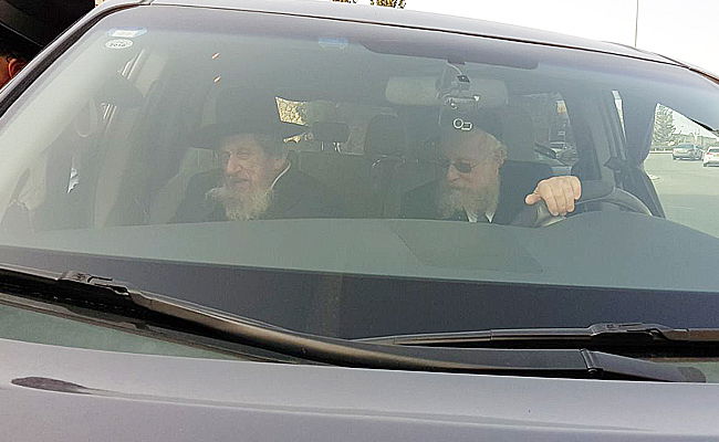 הגר"ד לנדו ברכבו של רוזנגרטן