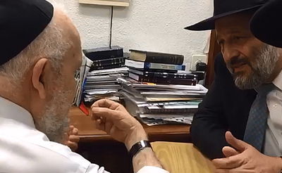 אריה דרעי והרב מאזוז. ארכיון