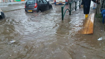 ההצפה ברחוב ז'בוטינסקי בבני ברק