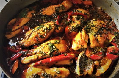 דג מרוקאי והמון רוטב מעולה