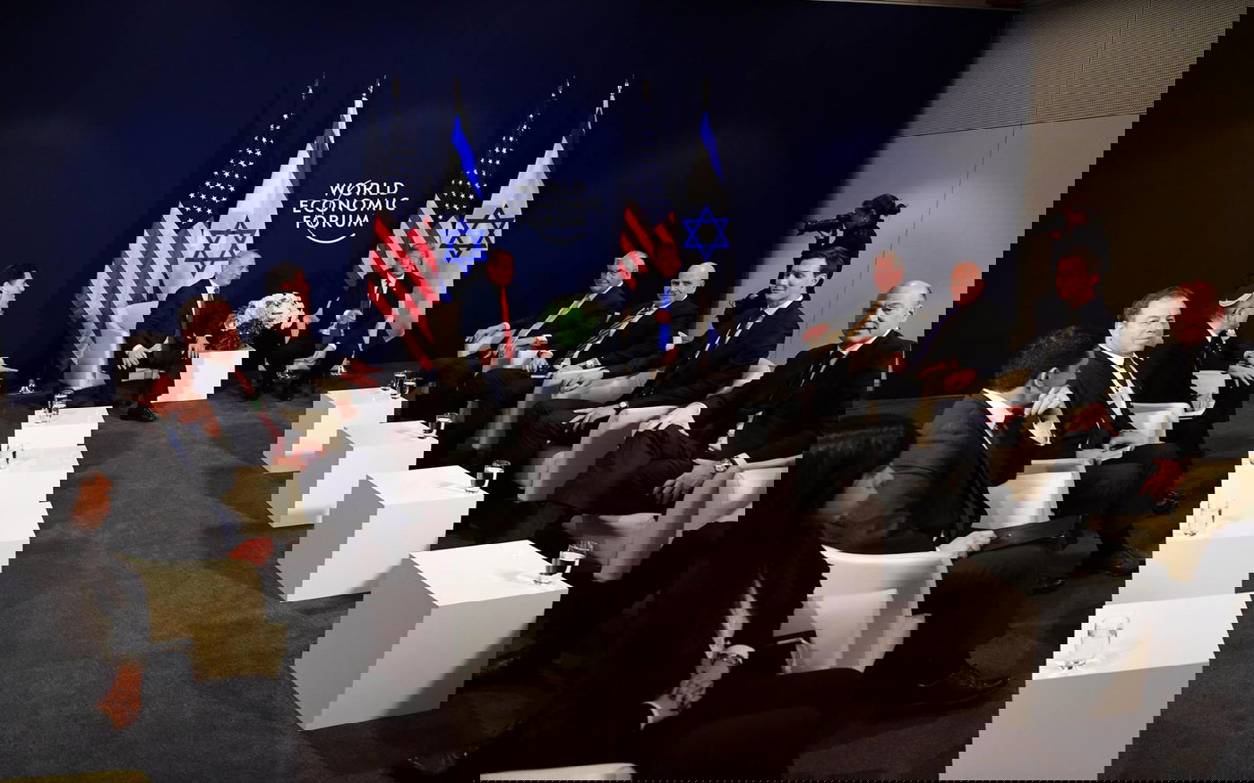 "תיזכר לעד": טראמפ ונתניהו נפגשו בשוויץ