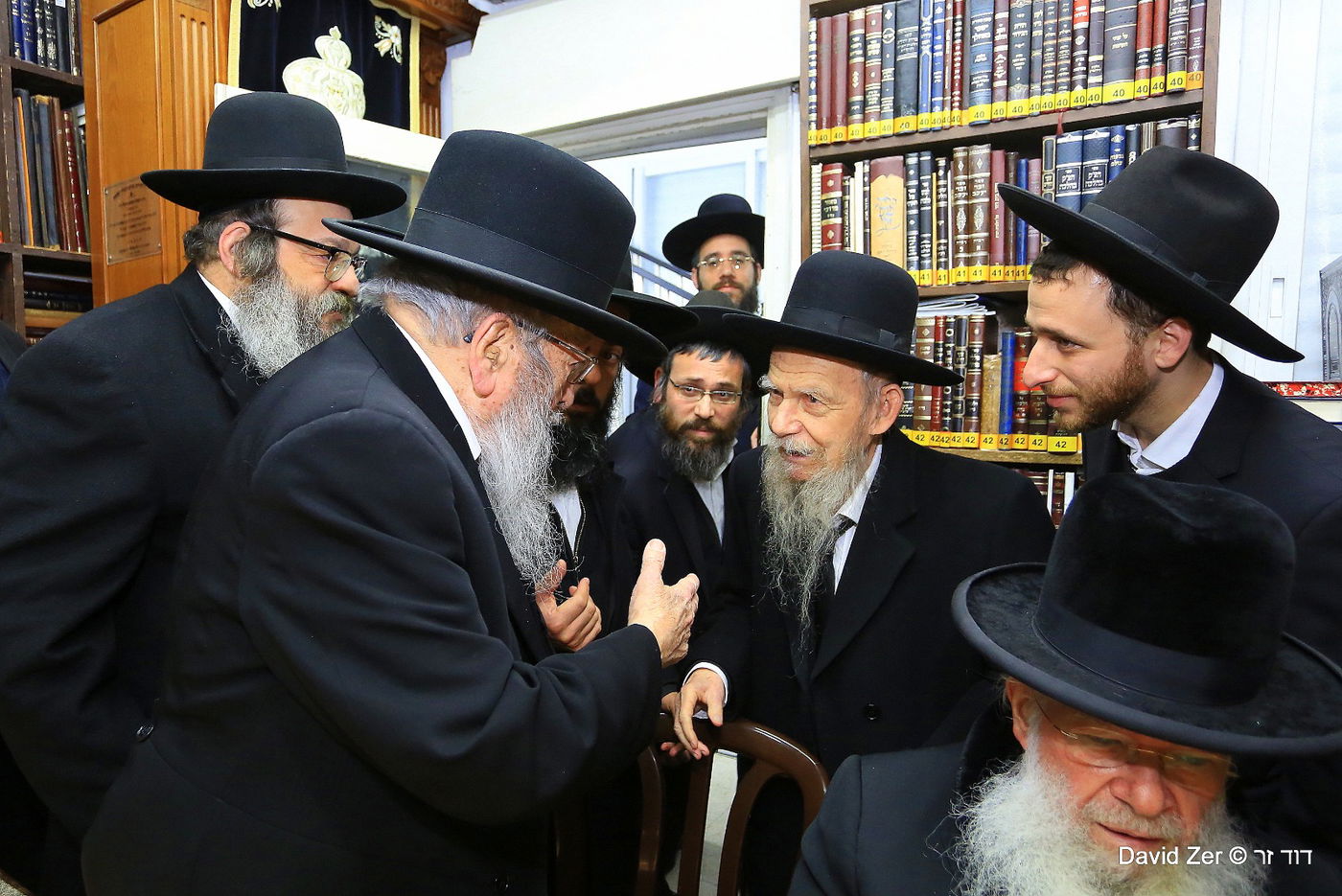 זקני המשגיחים התכנסו בבית שר התורה. צפו