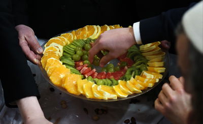 חגיגה צבעונית בקור הצפוני: ט"ו בשבט במירון