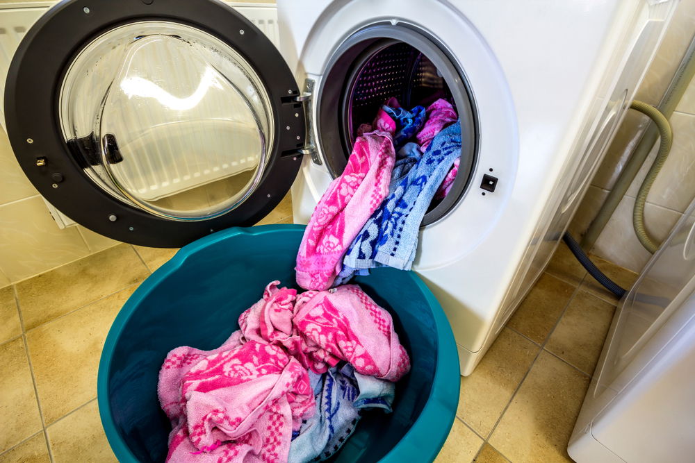 הכביסה מלוכלכת? יש דבר אחד שאסור לכם לעשות